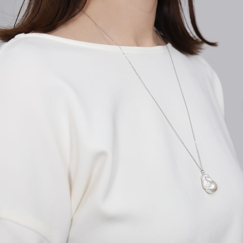 "S class" White Baroque Pearl Azuki-chain Necklace